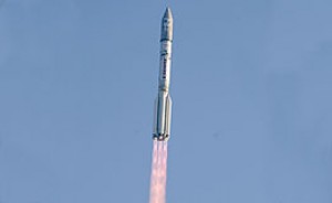 Rusia lanza satélite militar con cohete Protón-K