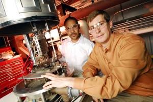 Mejoras en la Propulsión Iónica Para Alargar la Vida Util de Satélites